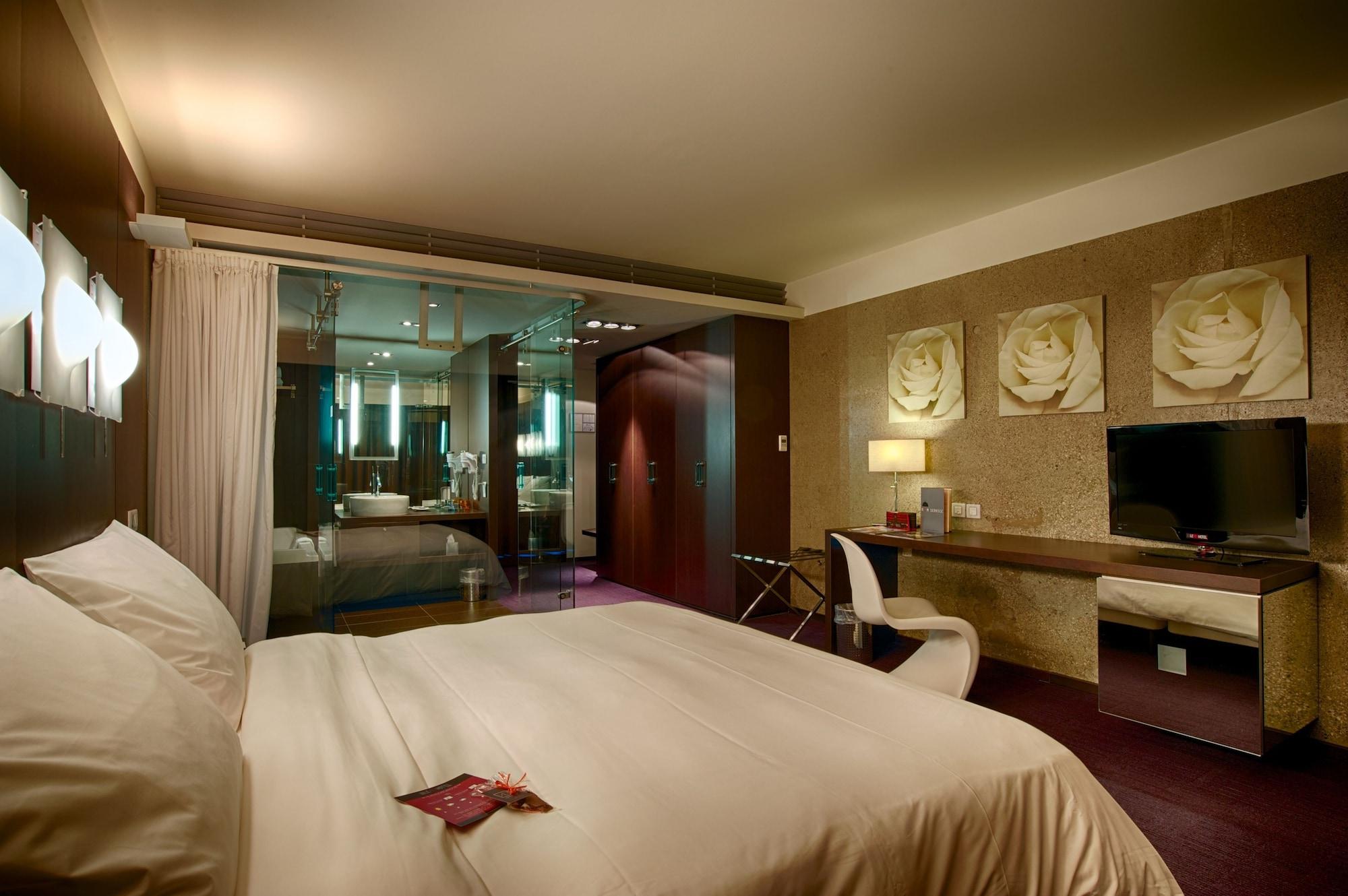 Le Rex Hotel Tarbes Eksteriør billede