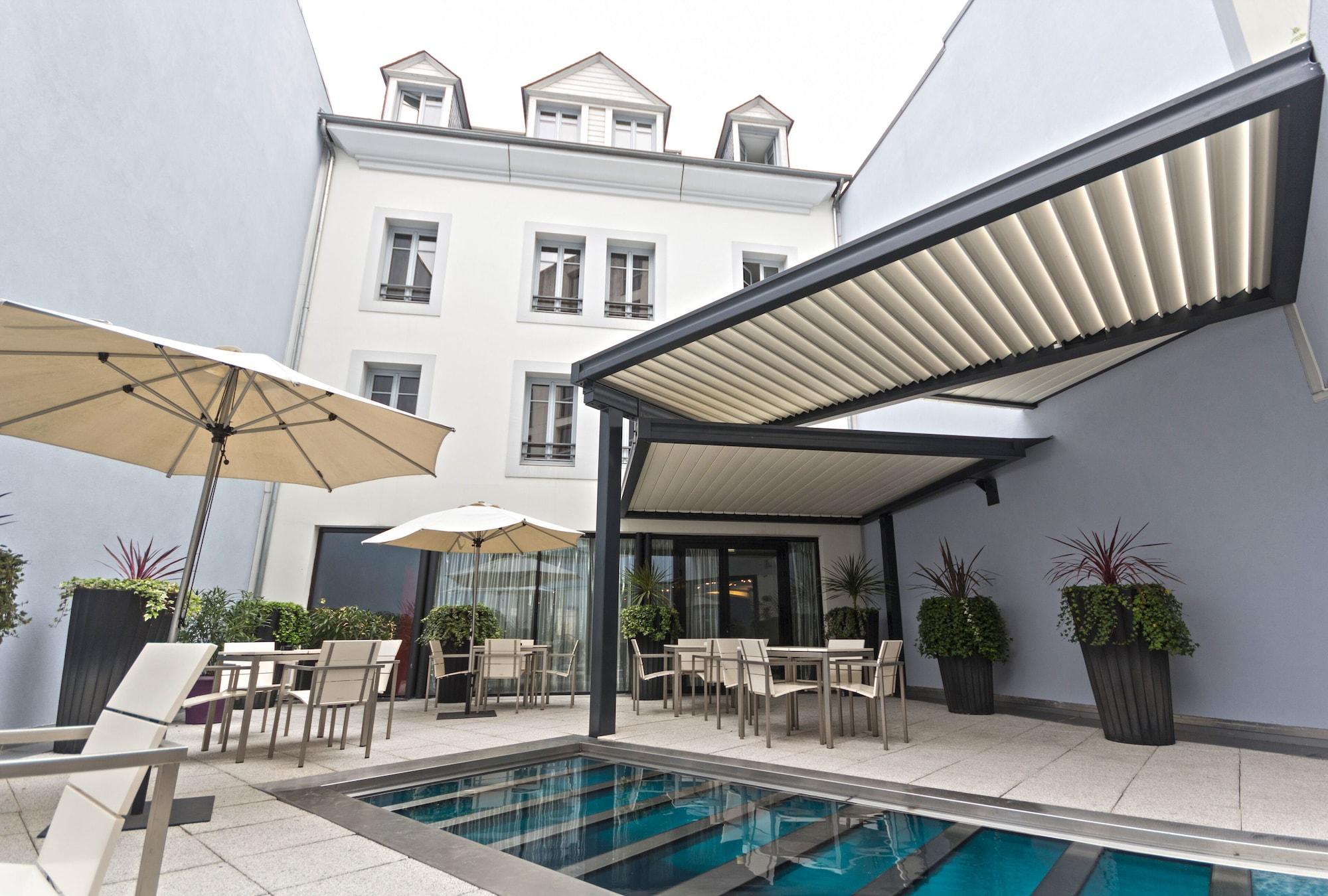 Le Rex Hotel Tarbes Eksteriør billede