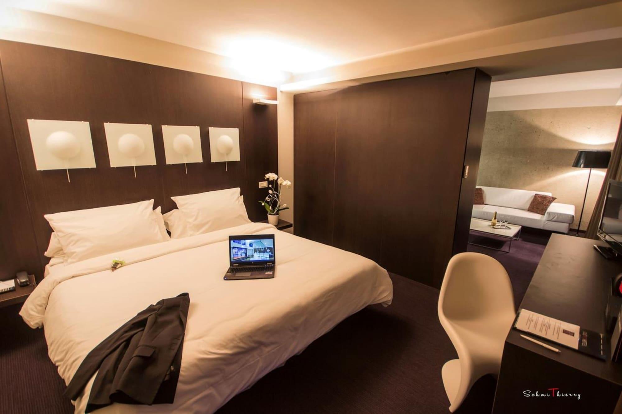 Le Rex Hotel Tarbes Eksteriør billede