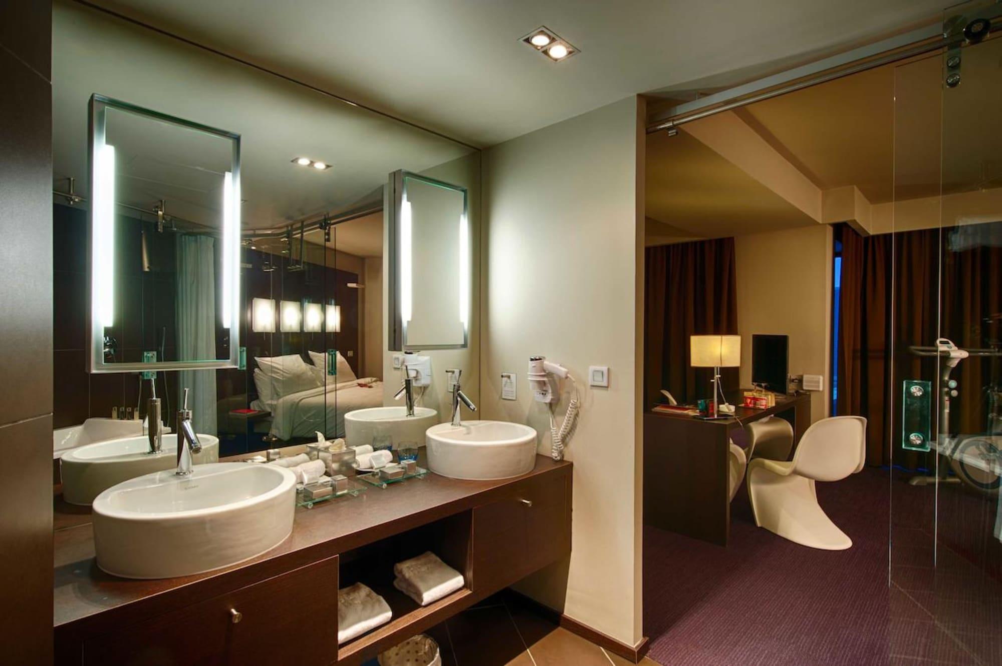 Le Rex Hotel Tarbes Eksteriør billede