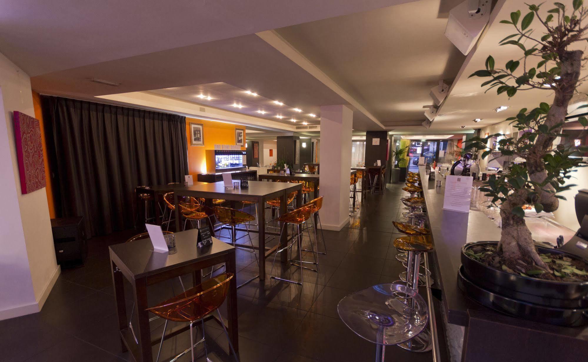 Le Rex Hotel Tarbes Eksteriør billede