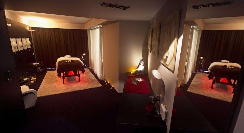 Le Rex Hotel Tarbes Bekvemmeligheder billede